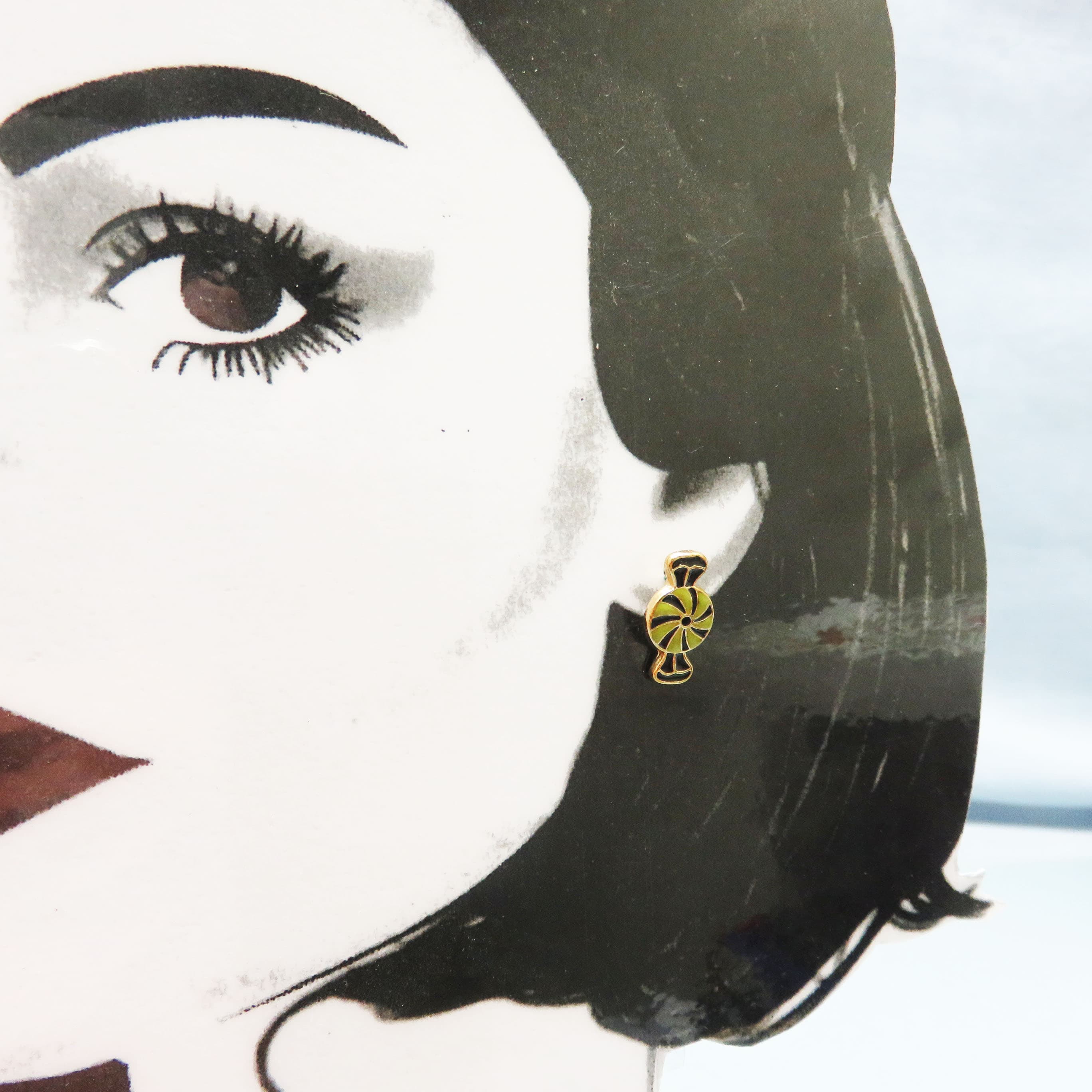 Thumbnail 4