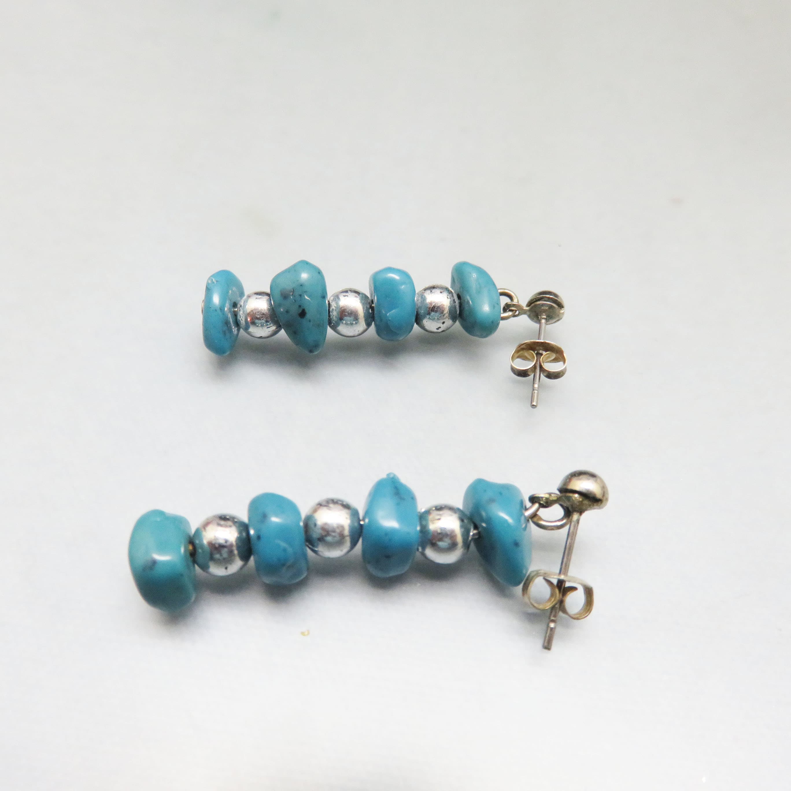 1980s Vintage Southwestern Style Faux Turquoise Pierced Earrings