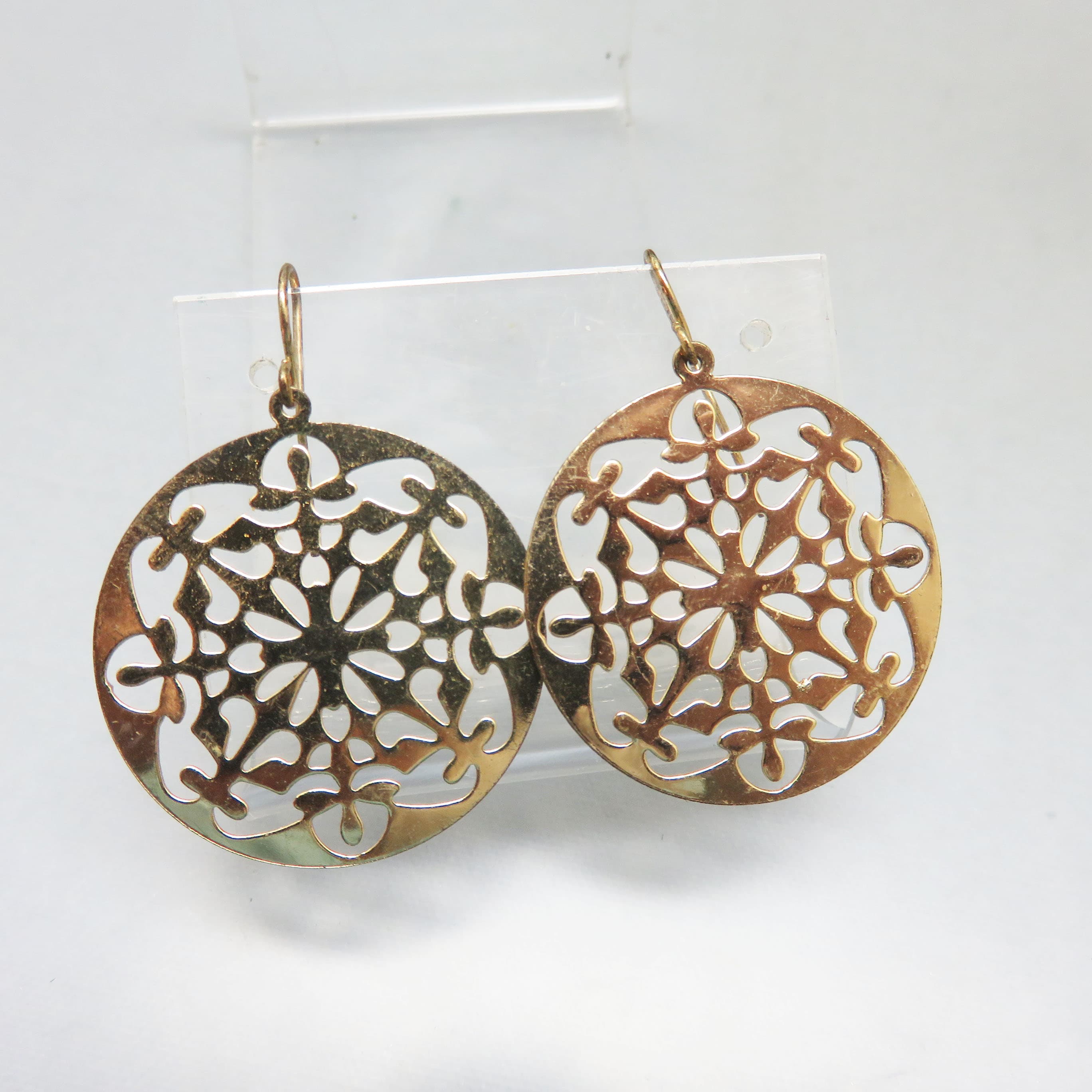 Mint Condition Cut Out Snowflake Pierced Earrings, Goldtone Metal