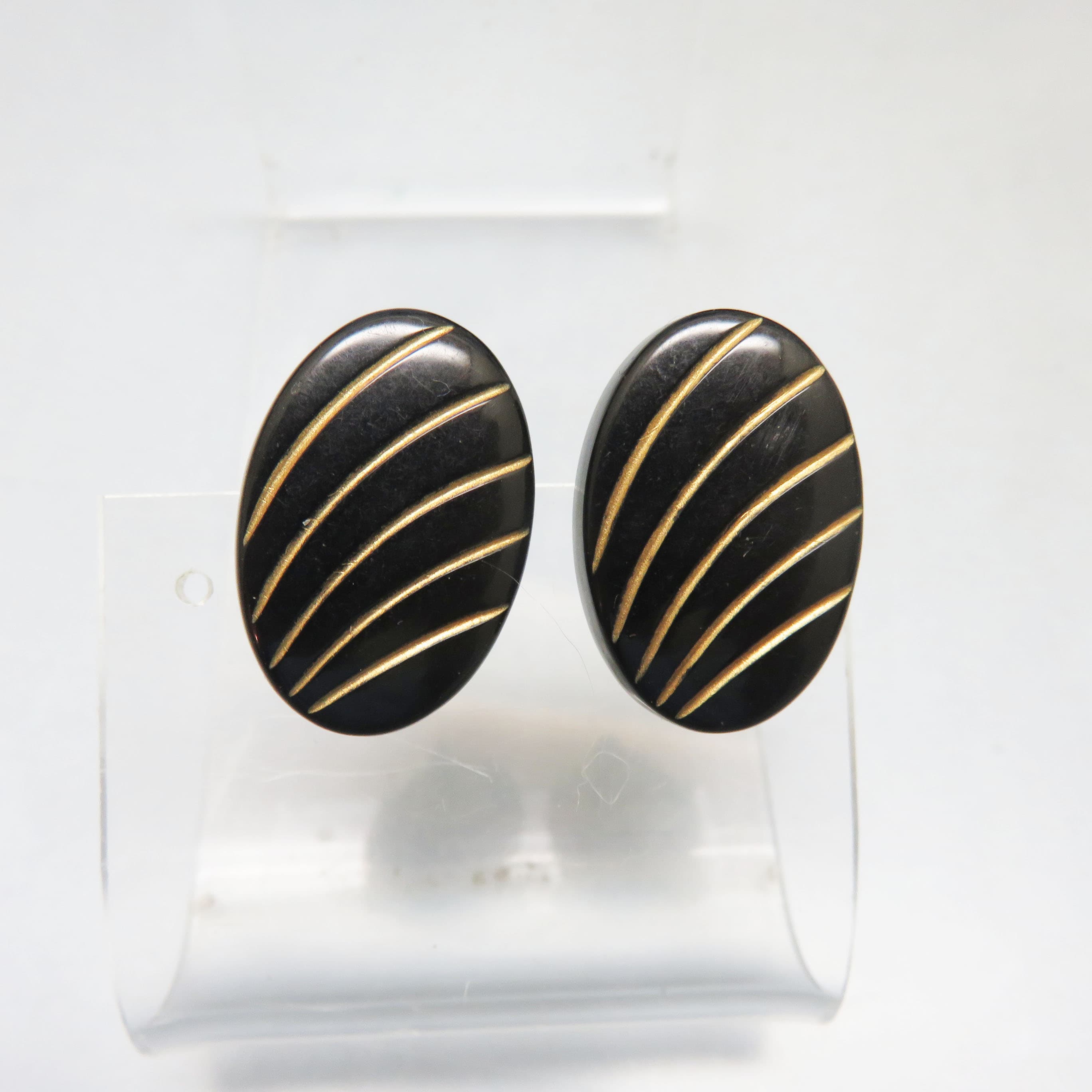 Black Lucite Post Style Vintage Stud Earrings, 1980 Pierced Earrings