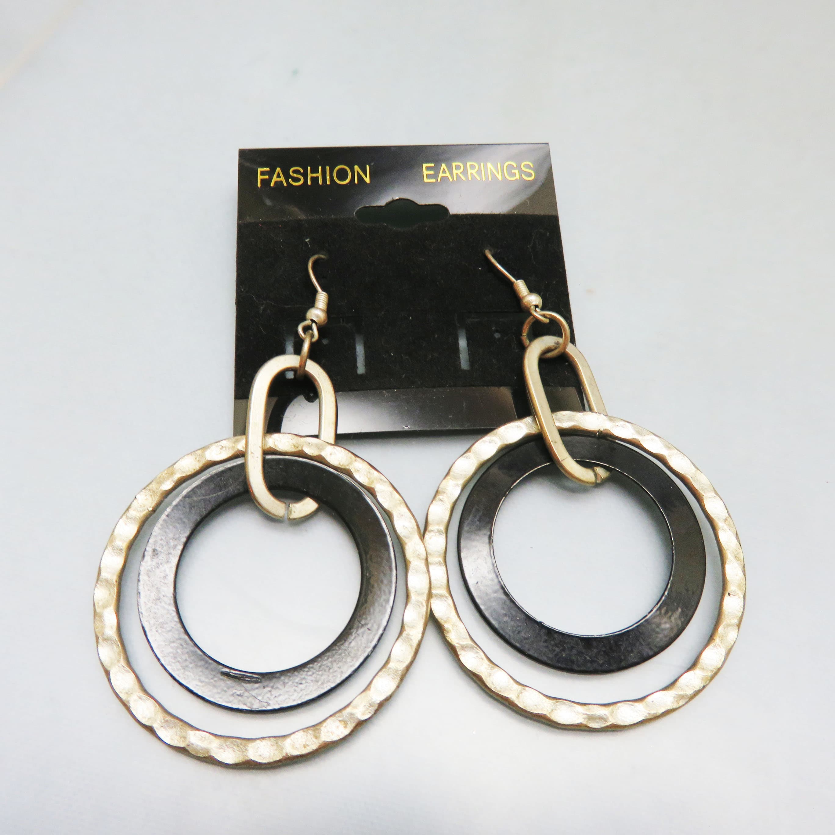 Vintage Black and Silver Dangling Circle Pierced Earrings