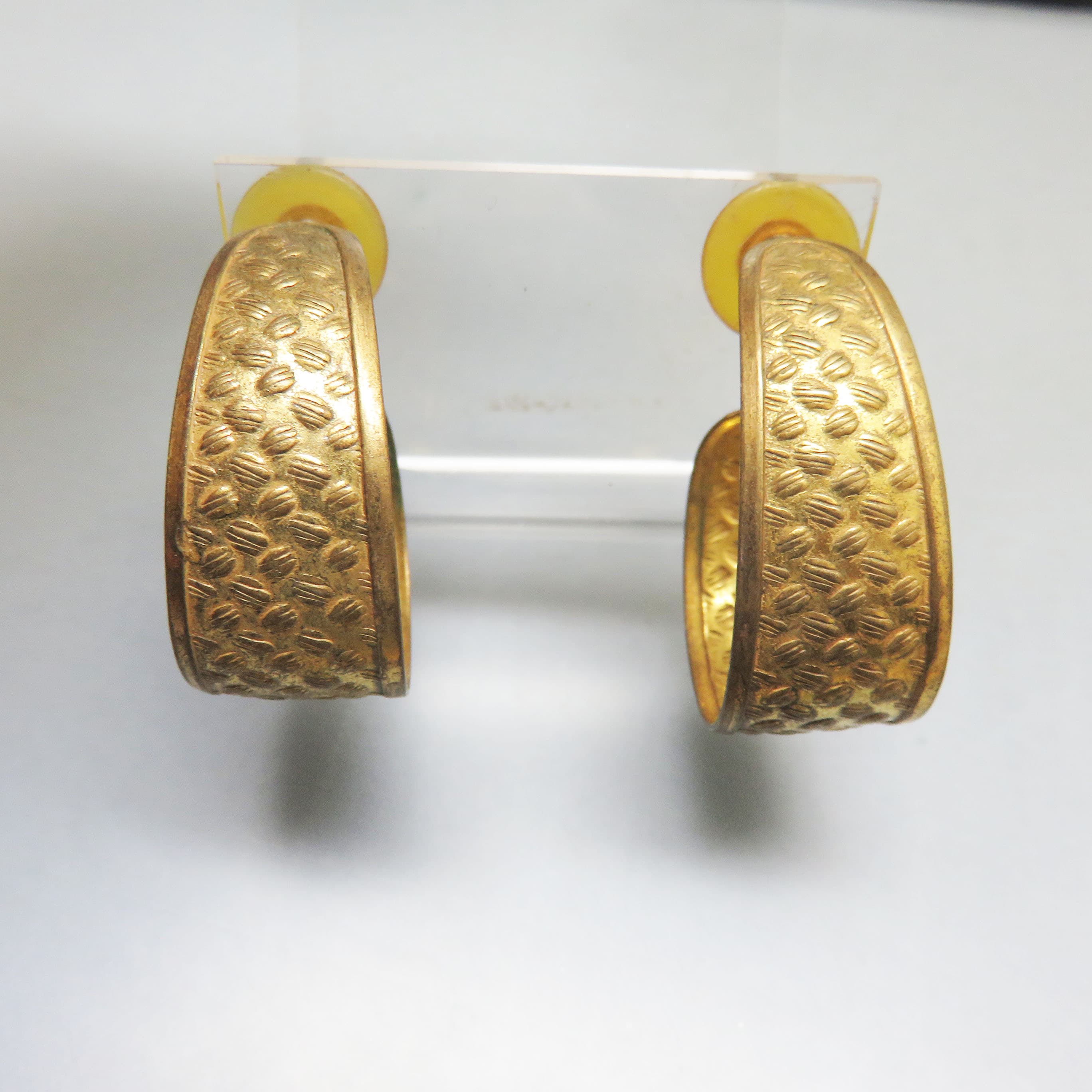 Embossed Brass Metal Oval Hoop Pierced Earrings, Vintage From the 1980s