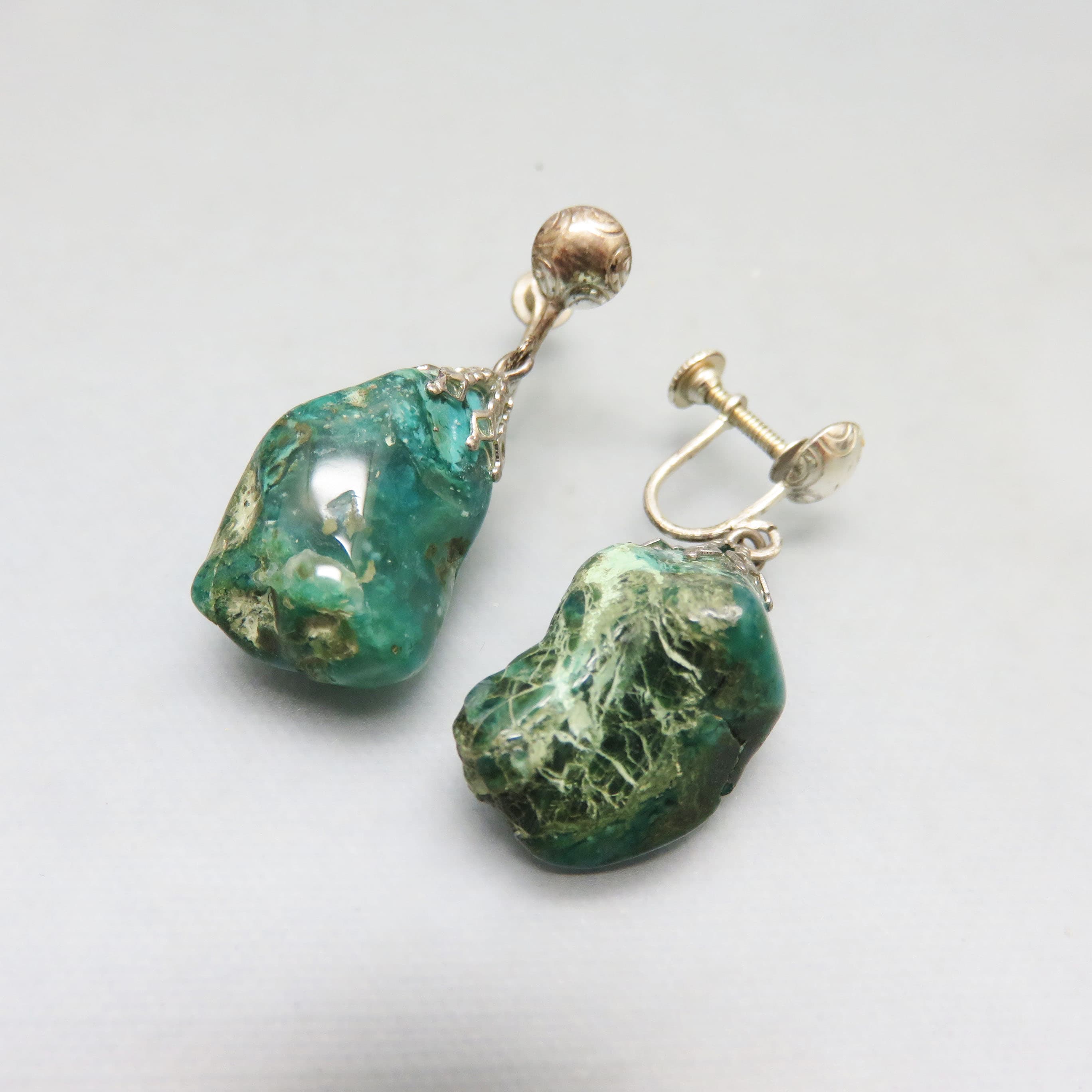 Vintage Sterling Silver Chrysoprase Nugget Screw Back Earrings | Natural Green Gemstone Dangle Earrings | Mid-Century Artisan Jewelry