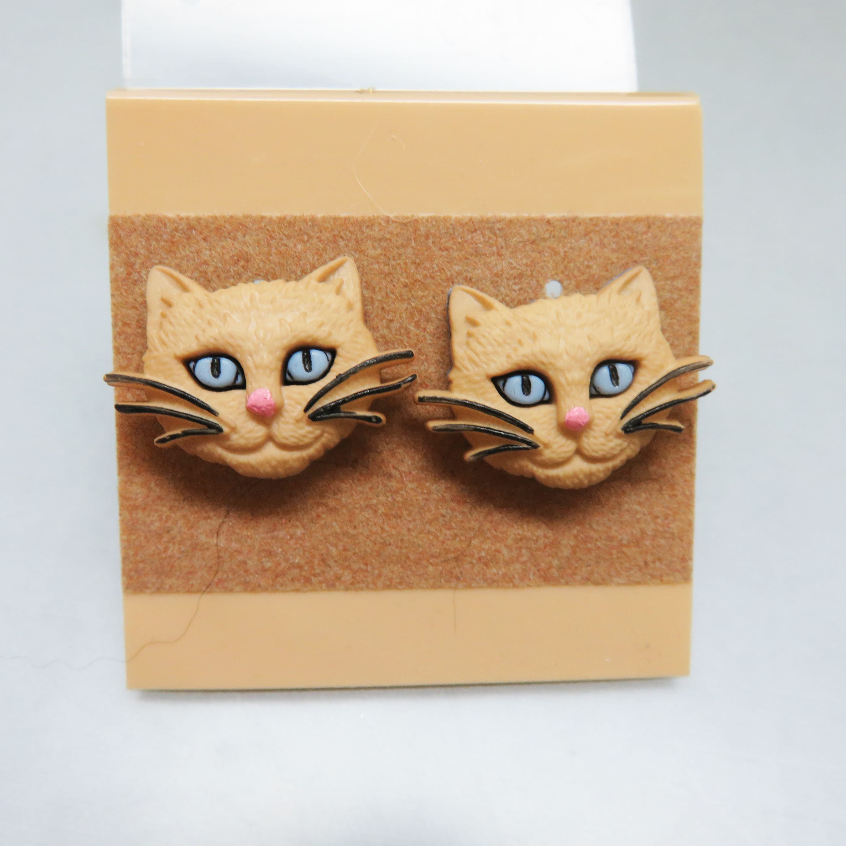 Vintage Light Brown Kitty Cat Face Earrings, Personality Plus Style Plastic Cat Stud Earrings, Retro Cat Lover Jewelry