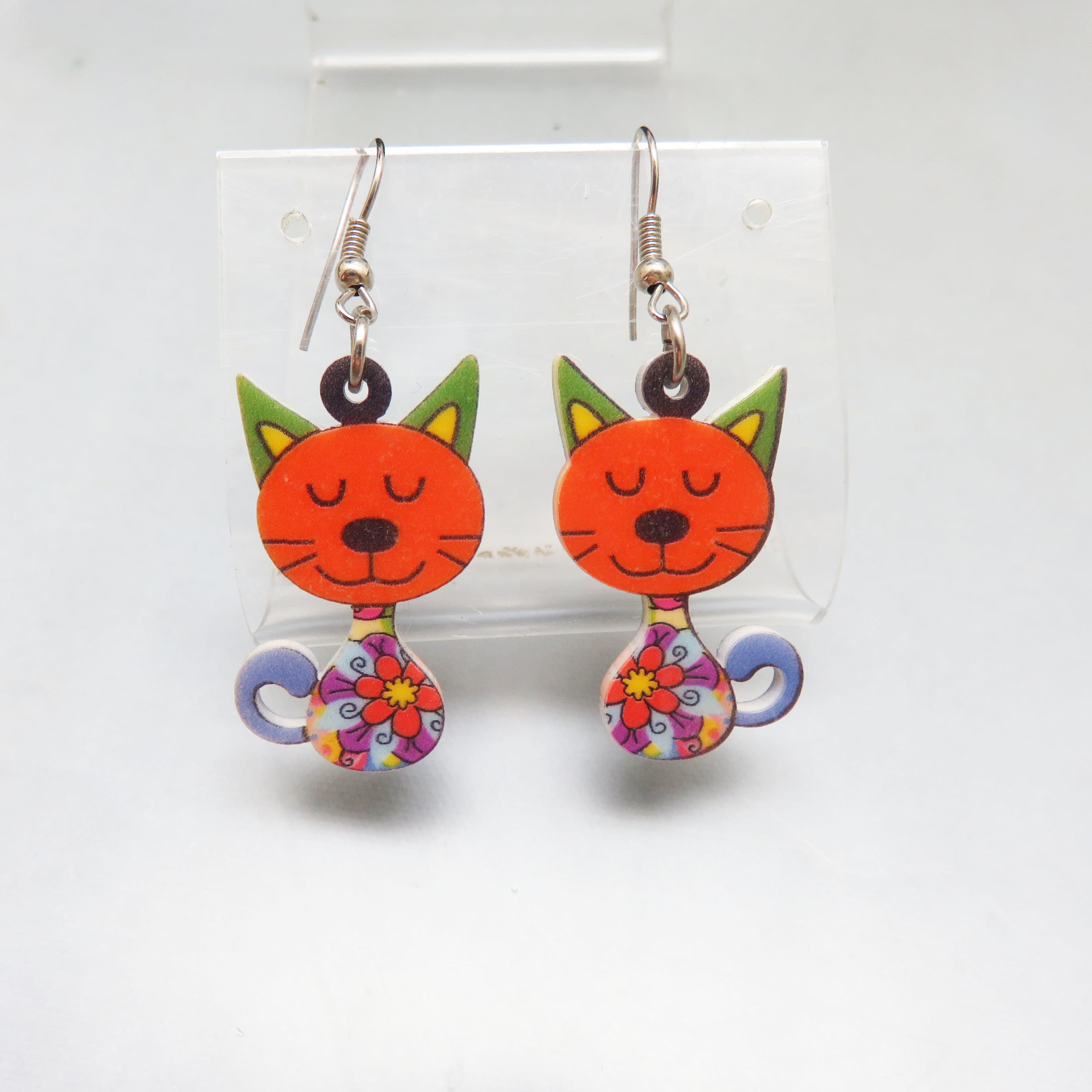 Vintage Colorful Resin Cat Dangle Earrings, Double-Sided Floral Kitty Earrings, Whimsical Cat Lover Jewelry