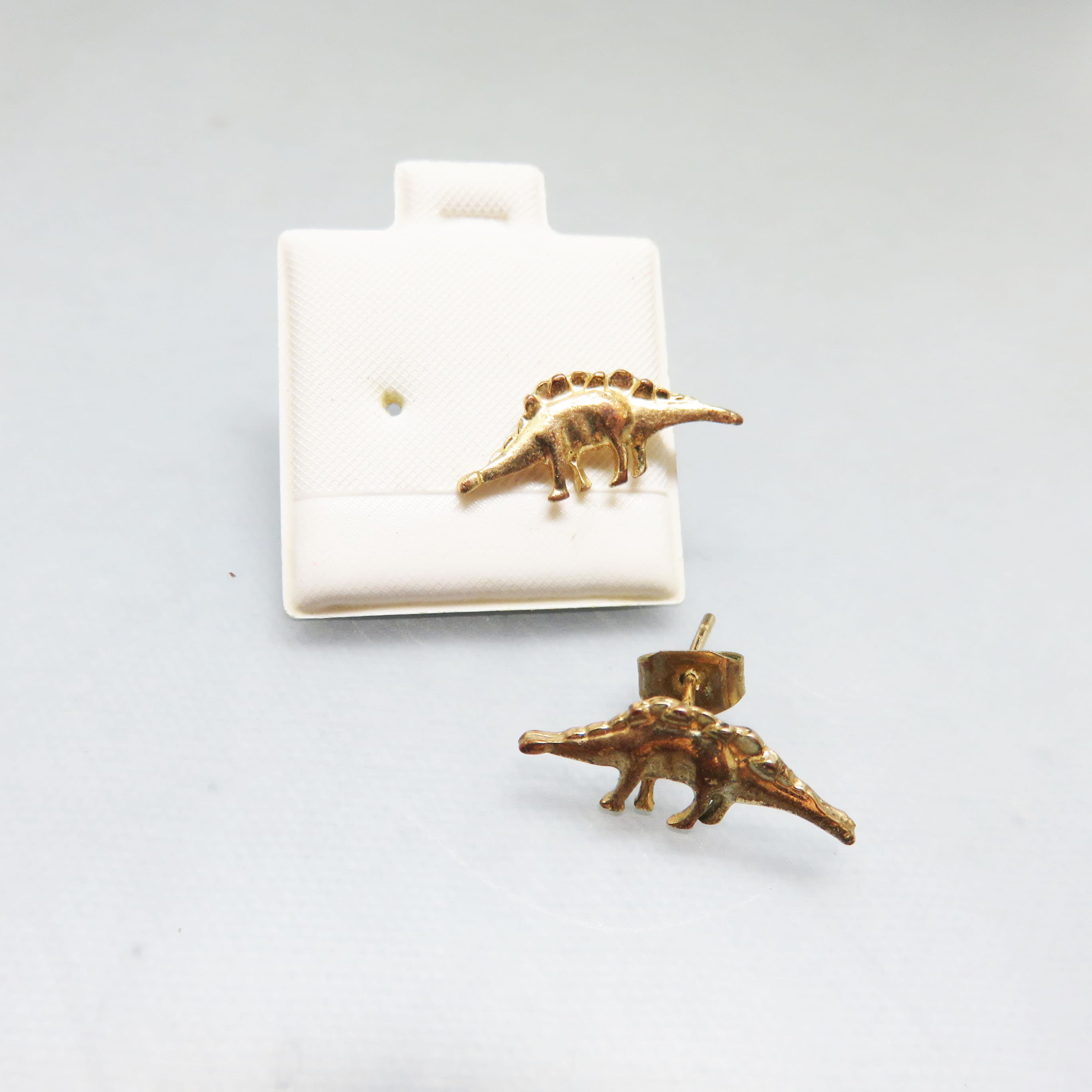 Vintage Gold Tone Stegosaurus Stud Earrings, Tiny Dinosaur Post Earrings, Jurassic Jewelry, Cute Prehistoric Animal Gift
