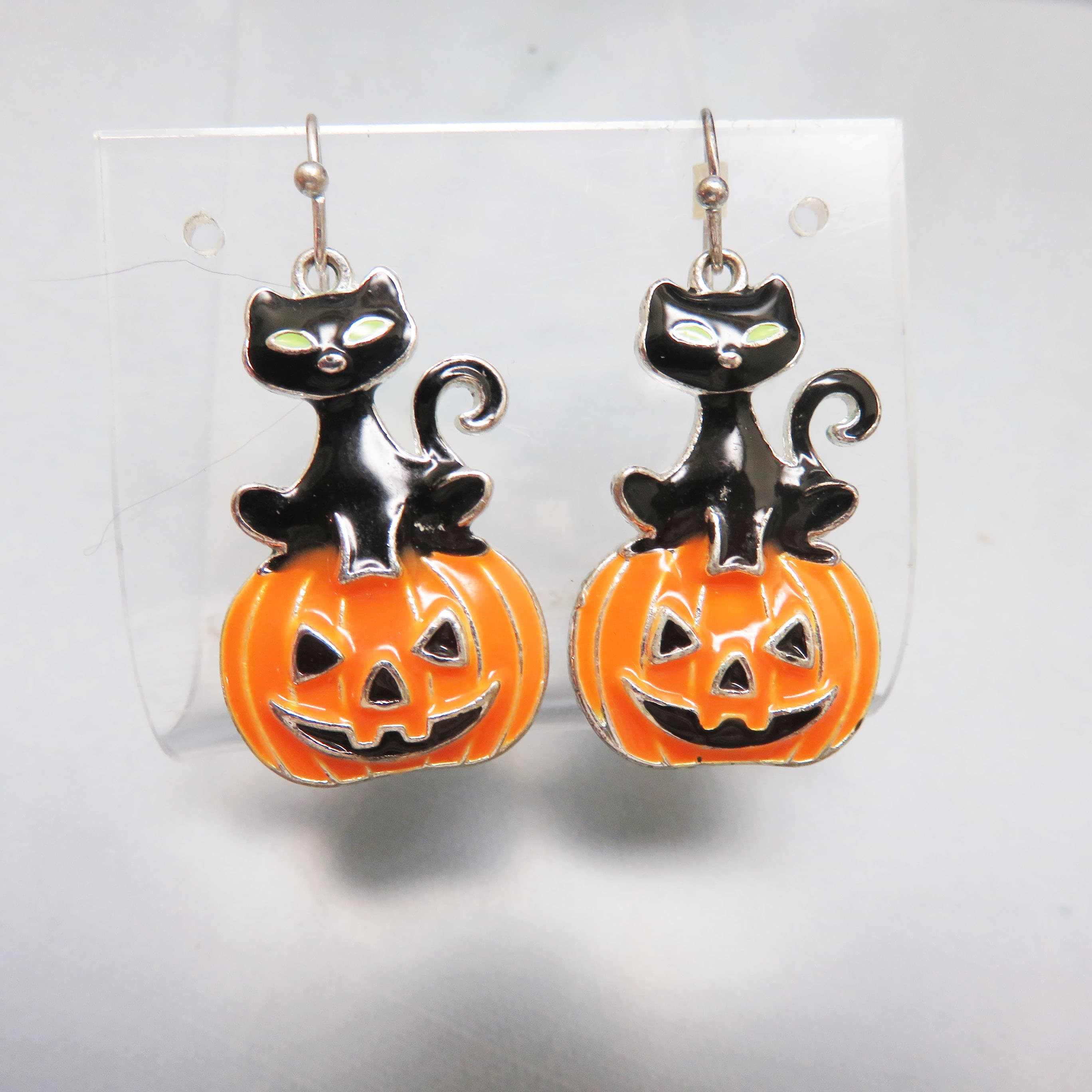 Vintage Black Cat & Jack-O'-Lantern Halloween Earrings | Enamel Pumpkin Dangle Earrings | Whimsical Spooky Cat Jewelry