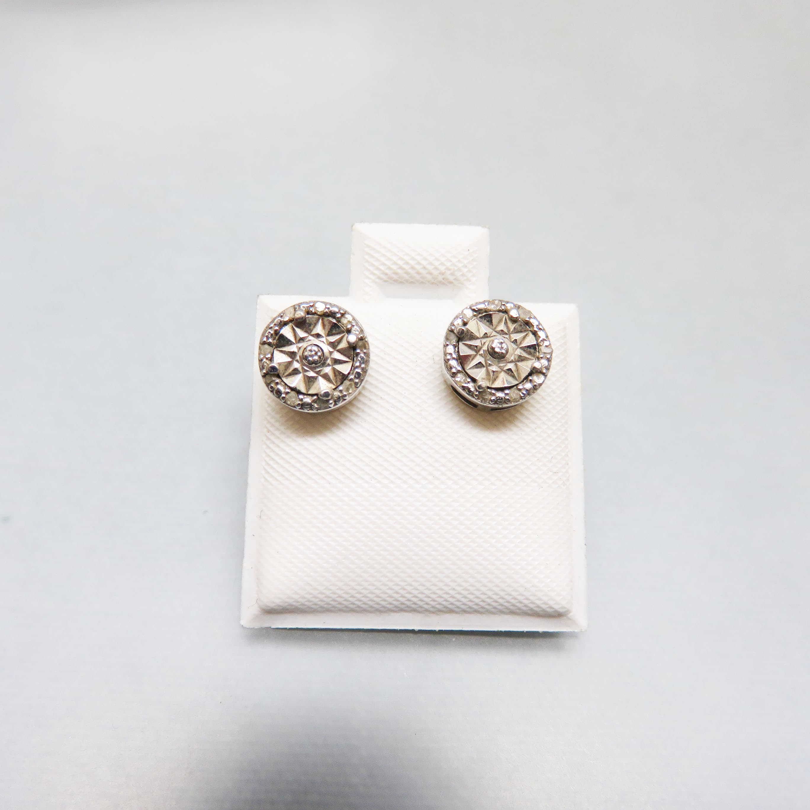 Sterling Silver Diamond-Cut Starburst Stud Earrings | 925 Classic Everyday Earrings