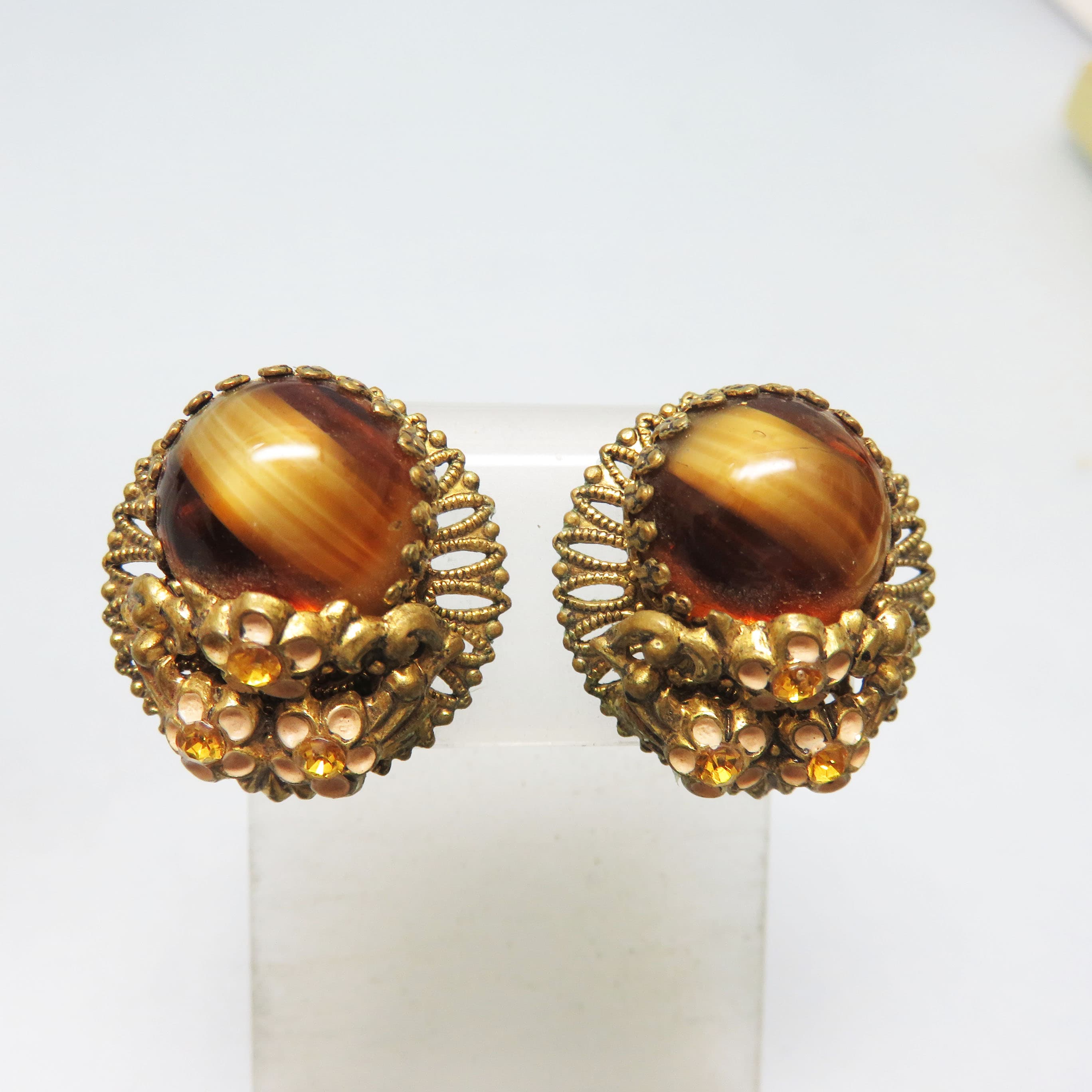 Givre Glass West German Glass Clip Earrings