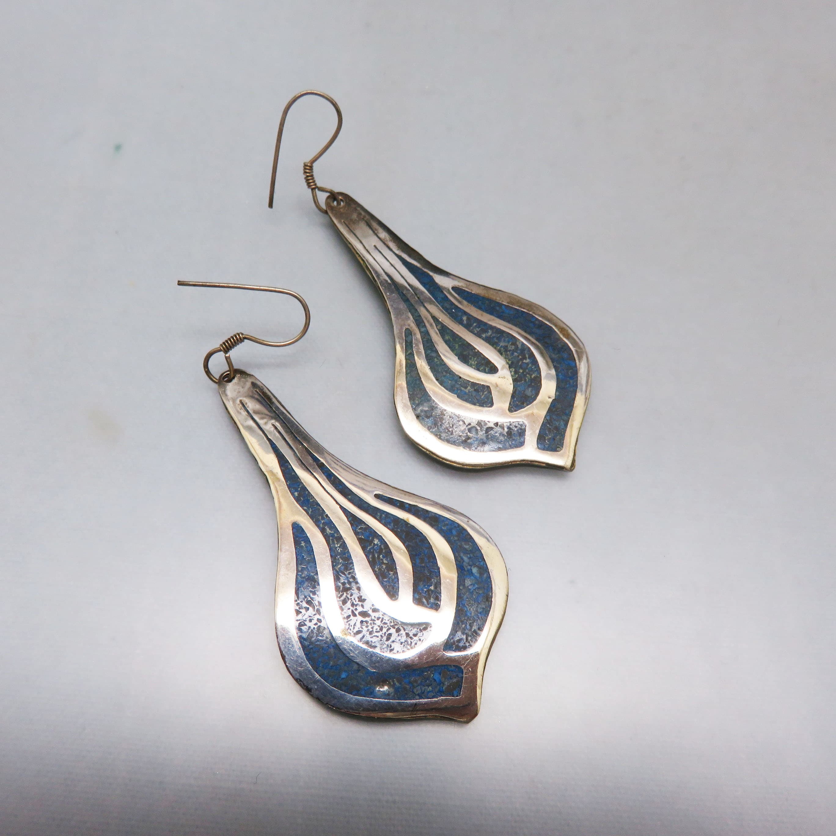 Vintage Mexican Crushed Sodalite Calla Lily Earrings