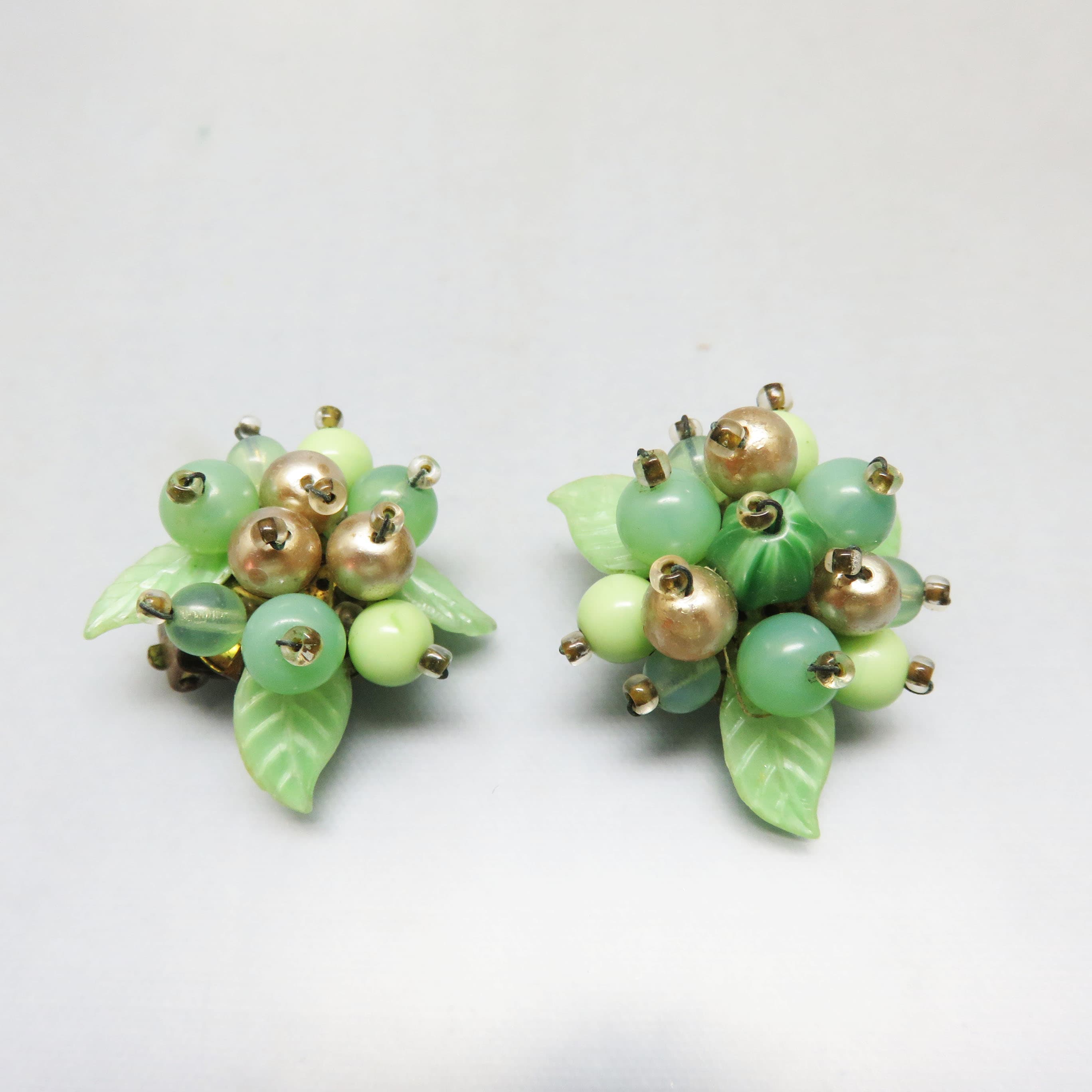 Vintage Green Glass Bead and Faux Pearl Cluster Clip Earrings