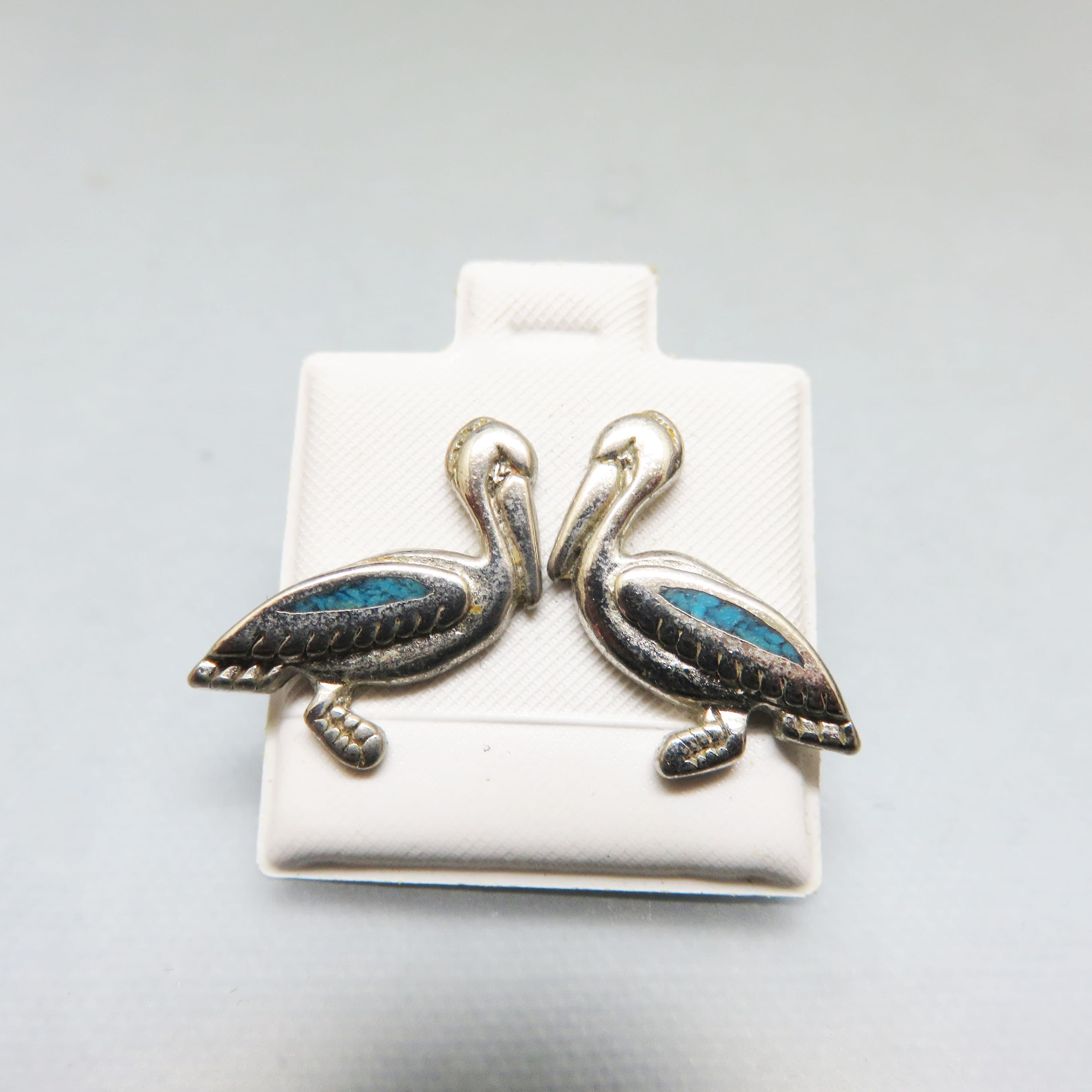 Vintage 1990 Silvertone Pelican Turquoise Chip Inlay Post Earrings