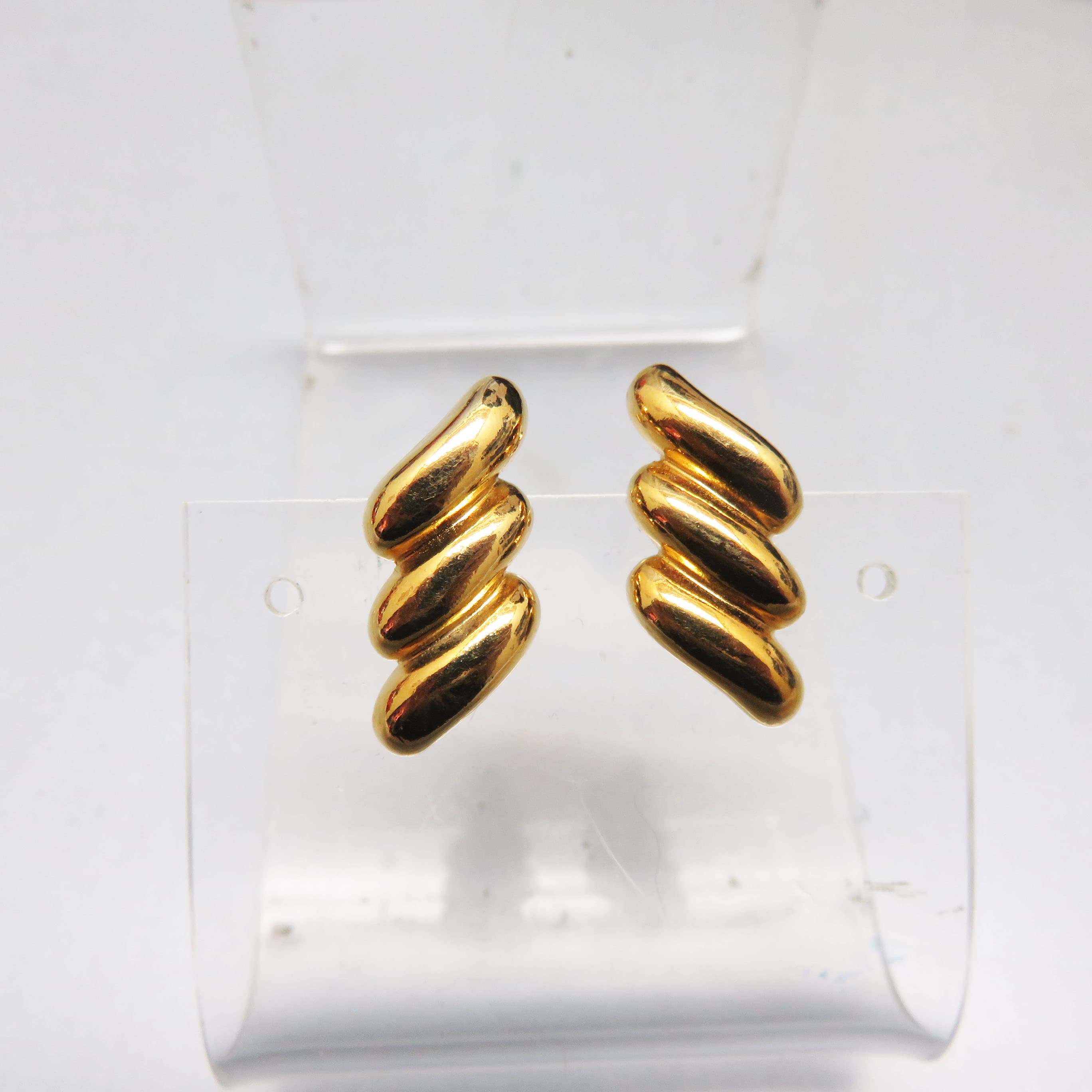 Vintage Gold Plated Sculptural Earrings – Triple Ridge Post Earrings – Polished Geometric Statement Jewelry