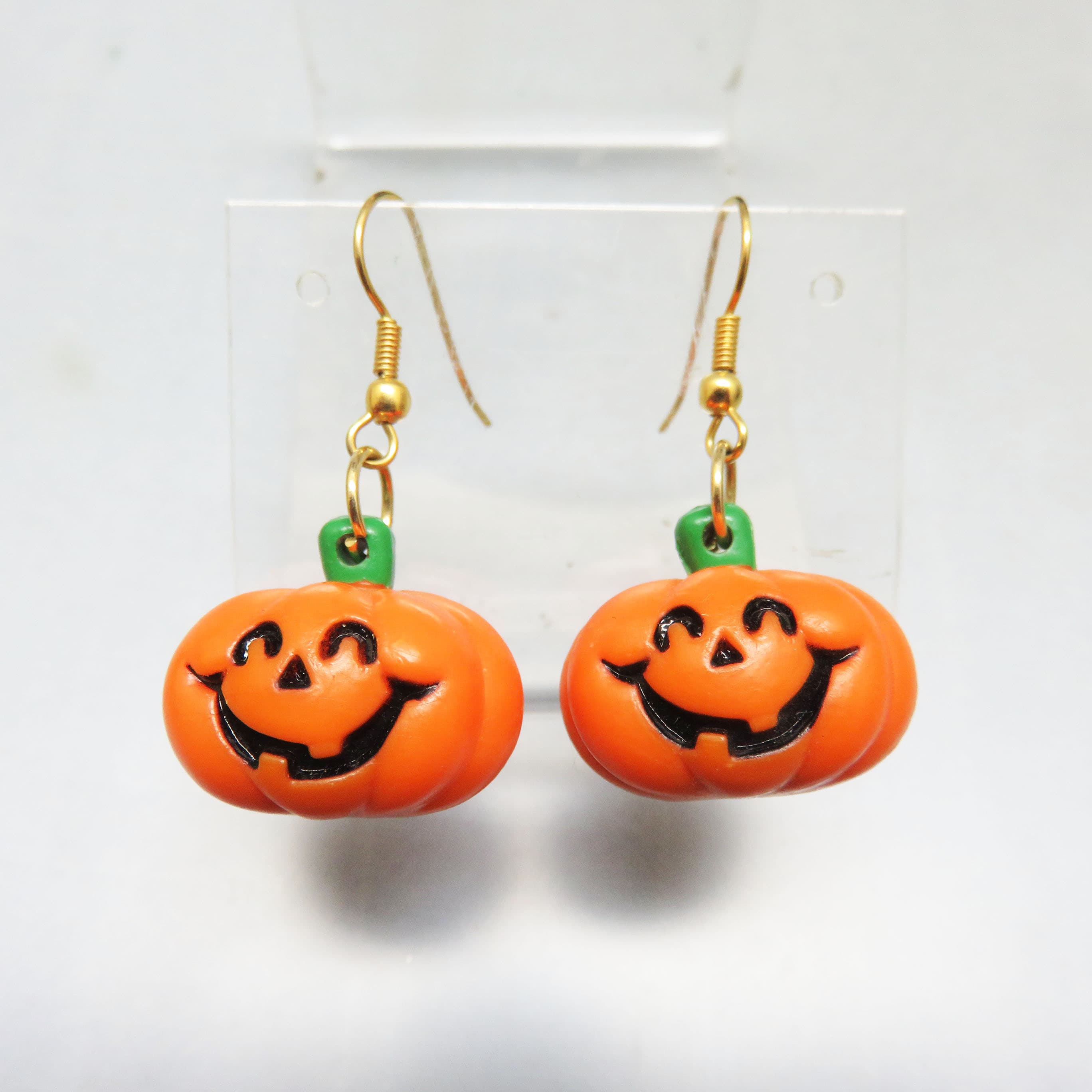 Smiling Jack O Lantern Pumpkin Earrings, Orange Plastic Halloween Dangles, Goldtone French Hooks